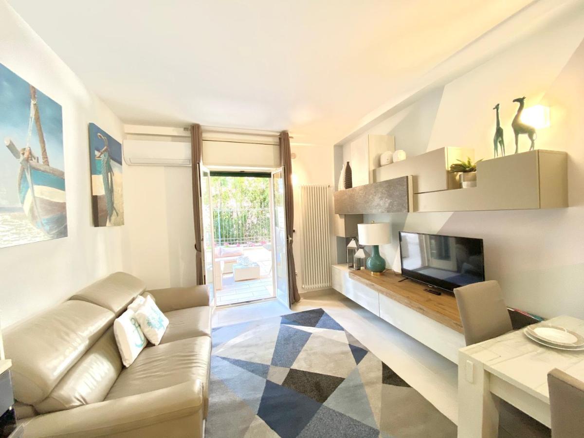 Mottola Apartment Tropea Bagian luar foto