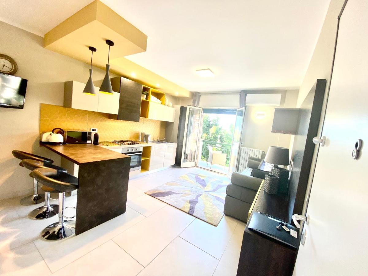 Mottola Apartment Tropea Bagian luar foto