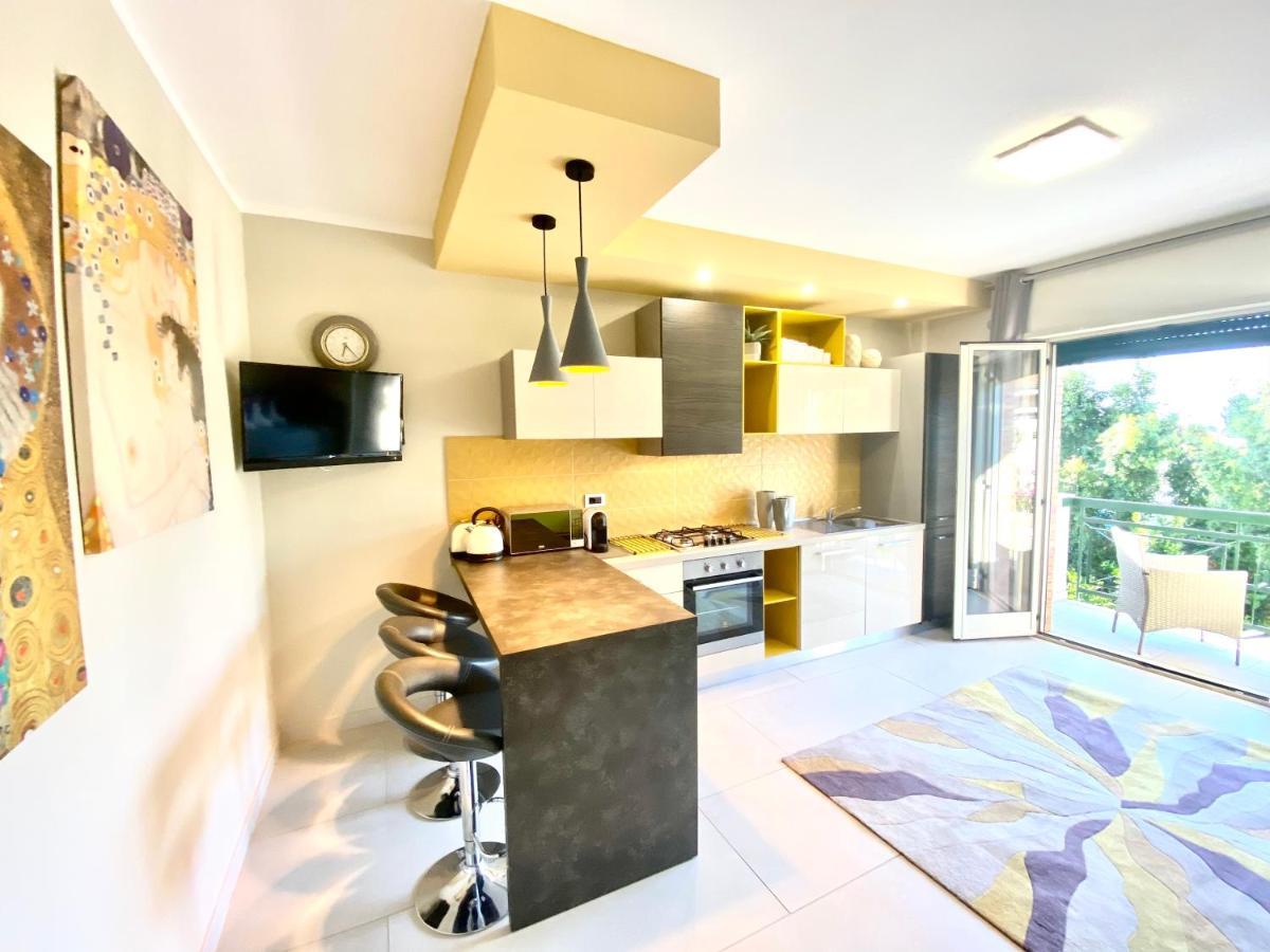Mottola Apartment Tropea Bagian luar foto