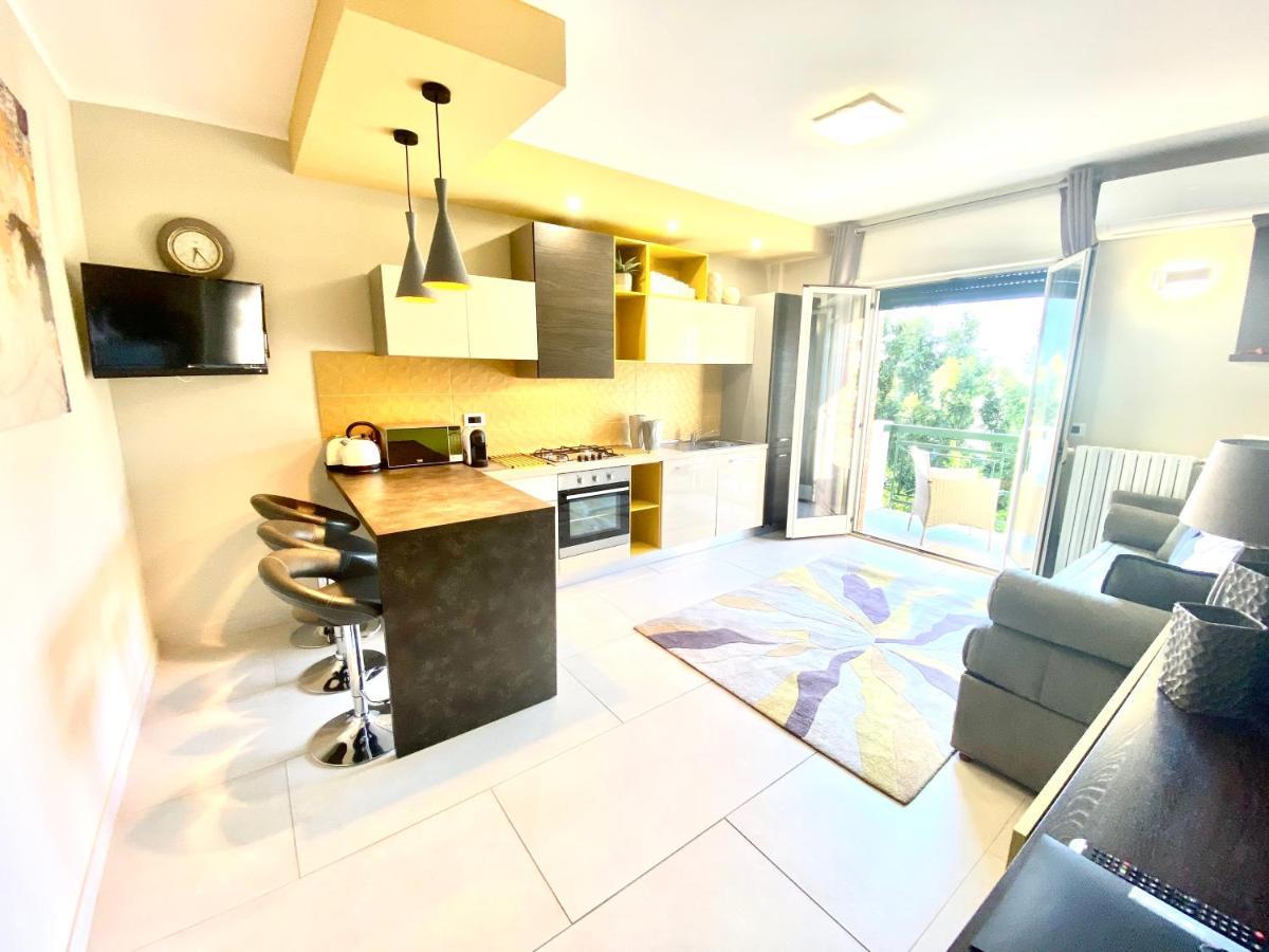 Mottola Apartment Tropea Bagian luar foto